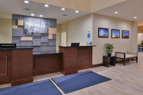  Holiday Inn Express & Suites Dearborn SW - Detroit Area, an IHG Hotel  Дирборн